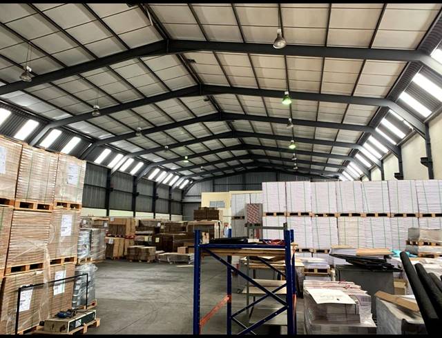 1,300M² FACTORY TO LET IN PAROW INDUSTRIAL
